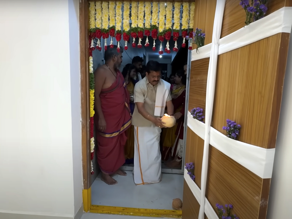 Actor Vishwa's new housewarming party photos5