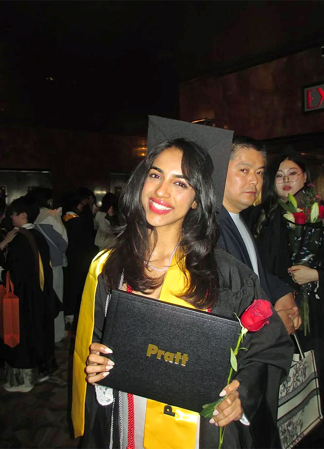 Tollywood Singer Sunitha's Daughter Graduation Day Celebrations Photos2