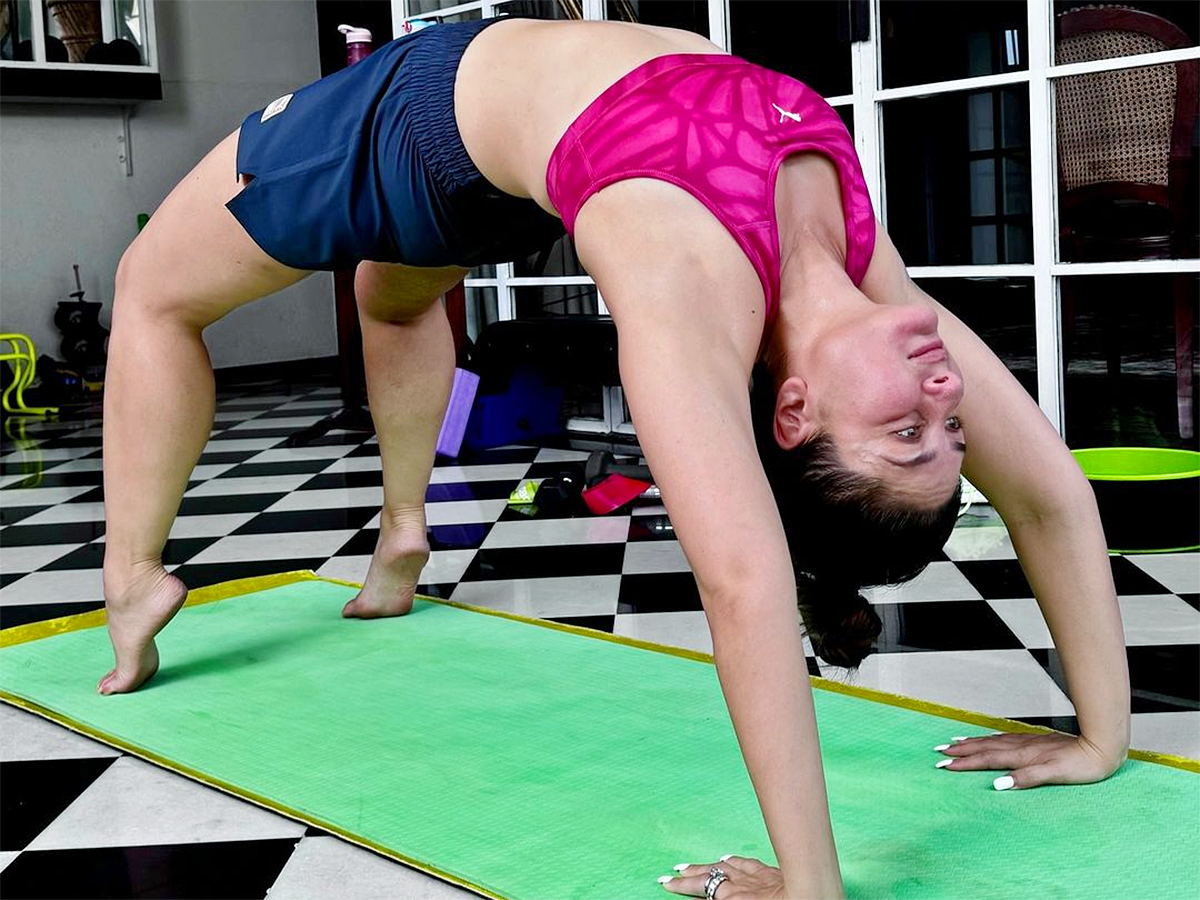 Tollywood and Bollywood Actress international yoga day 20255