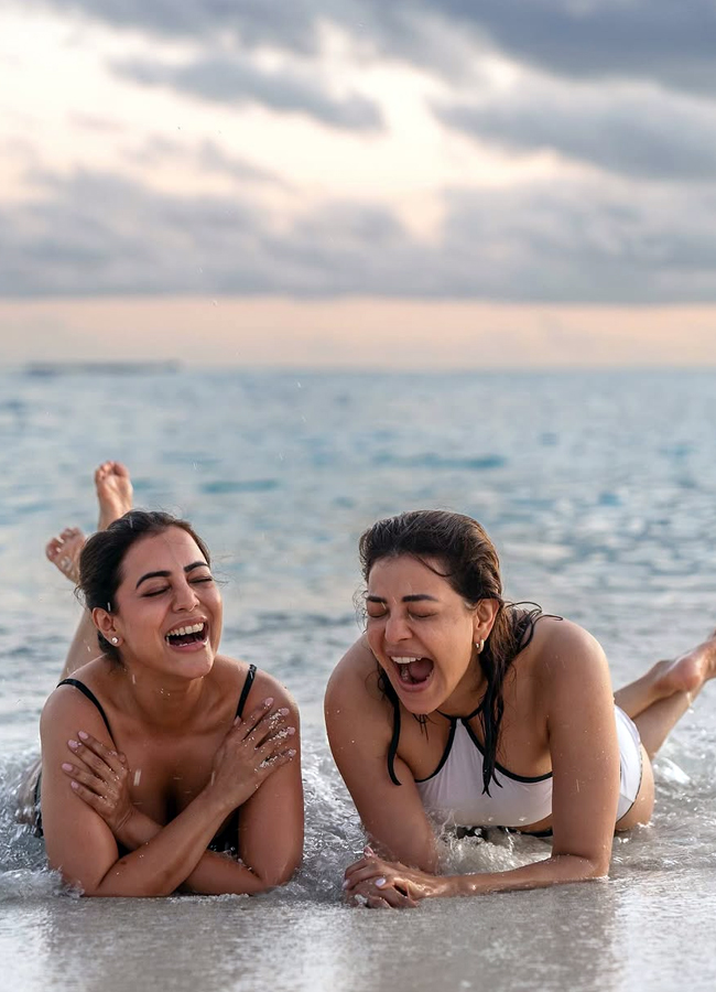 Kajal enjoys birthday vacation with family (Photos)8