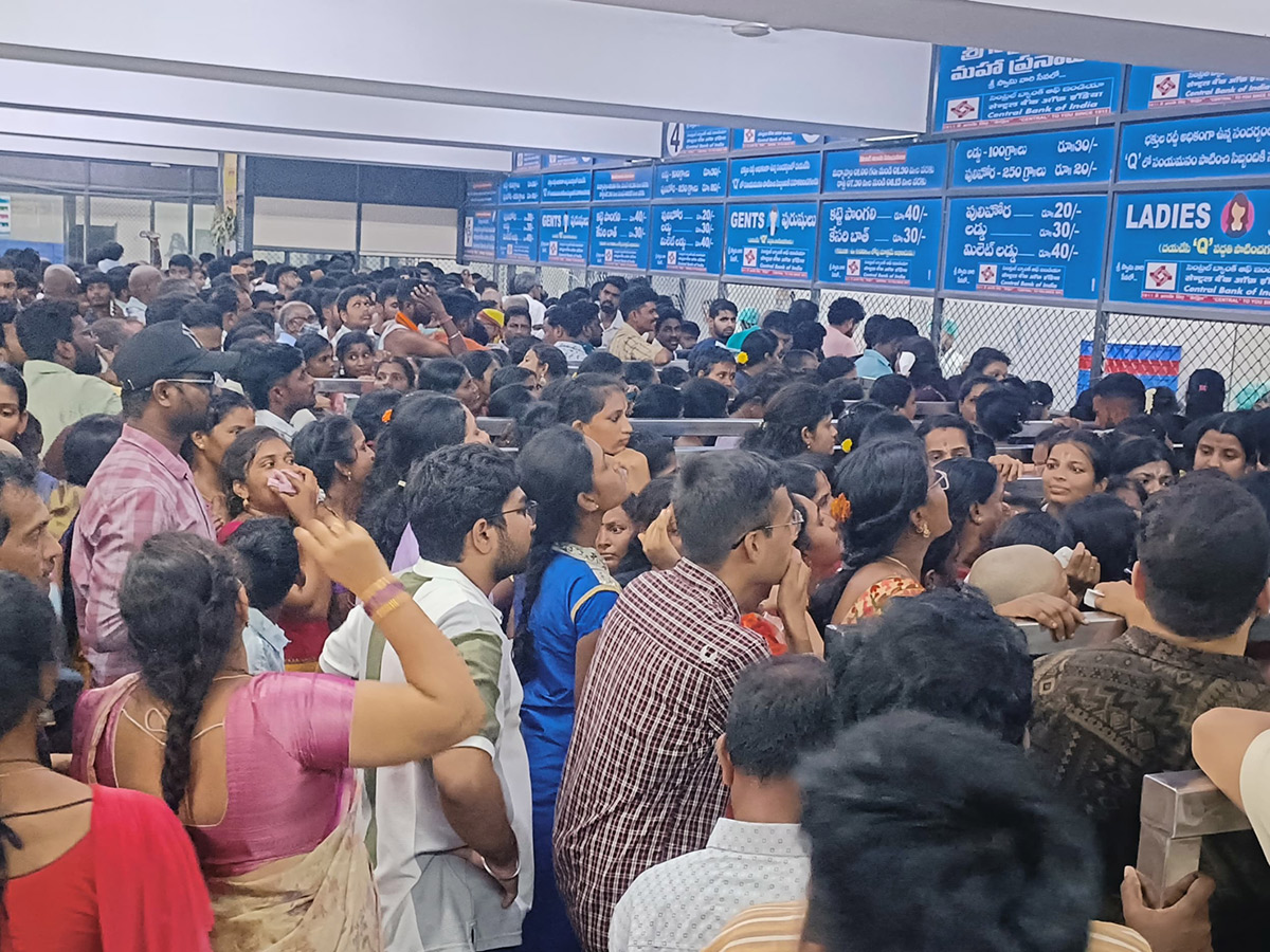 Yadagirigutta : Uproar at Sri Lakshmi Narasimha Swamy Temple16