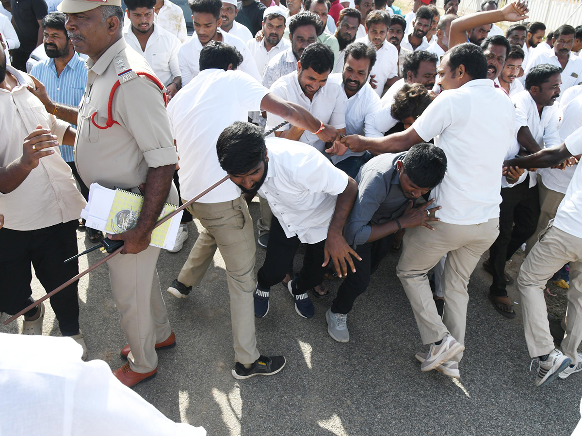 Crowd Rush To YS Jagan Bangarupalyam Tour Photos3