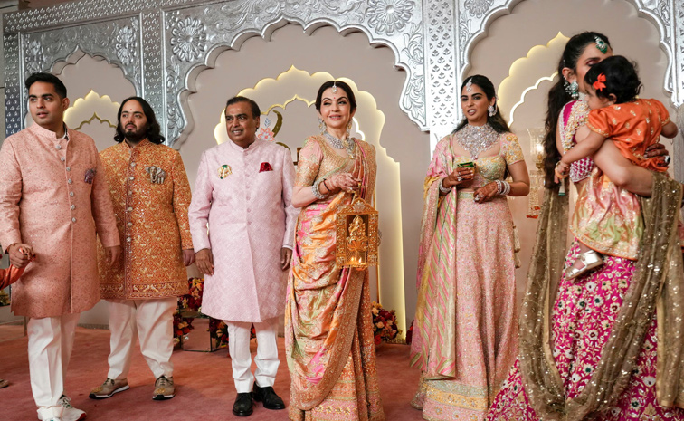 Radhika Merchant, Anant Ambani 1st wedding Anniversary Photos17