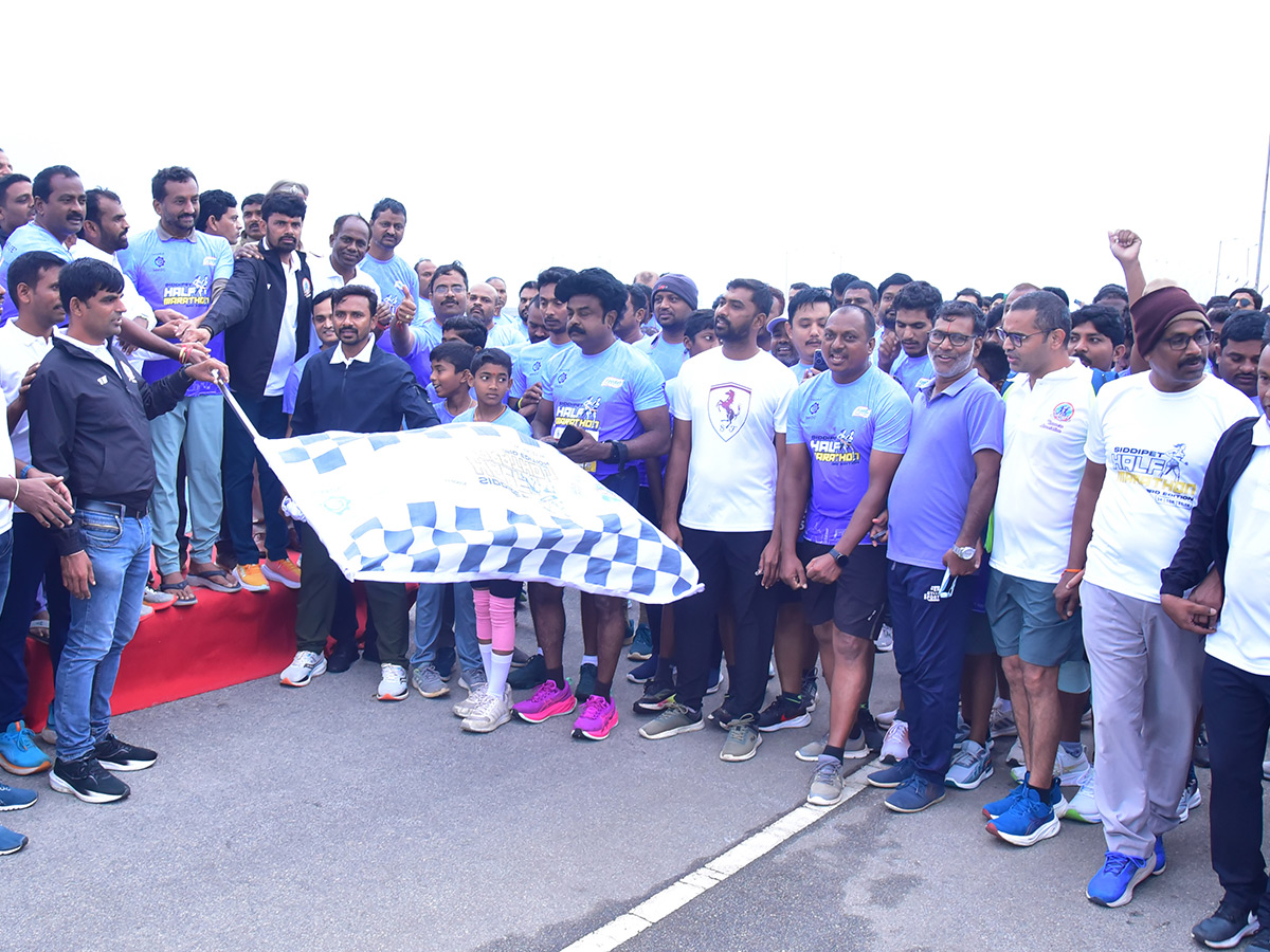 Half Marathon At Ranganayaka Sagar In Siddipet Photos23
