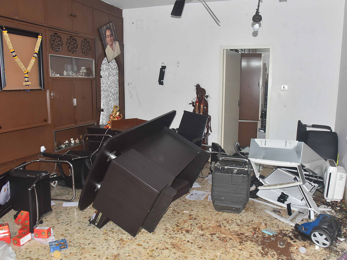 Nallapareddy Prasanna Kumar Reddy Fires On Kutami Over TDP Goons Attack5