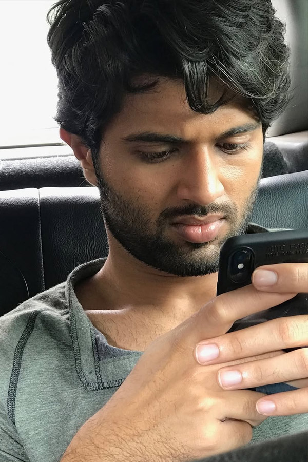 Actress Rashmika Mandanna Shared Geetha Govindam Movie Memories on her Insta PHotos7