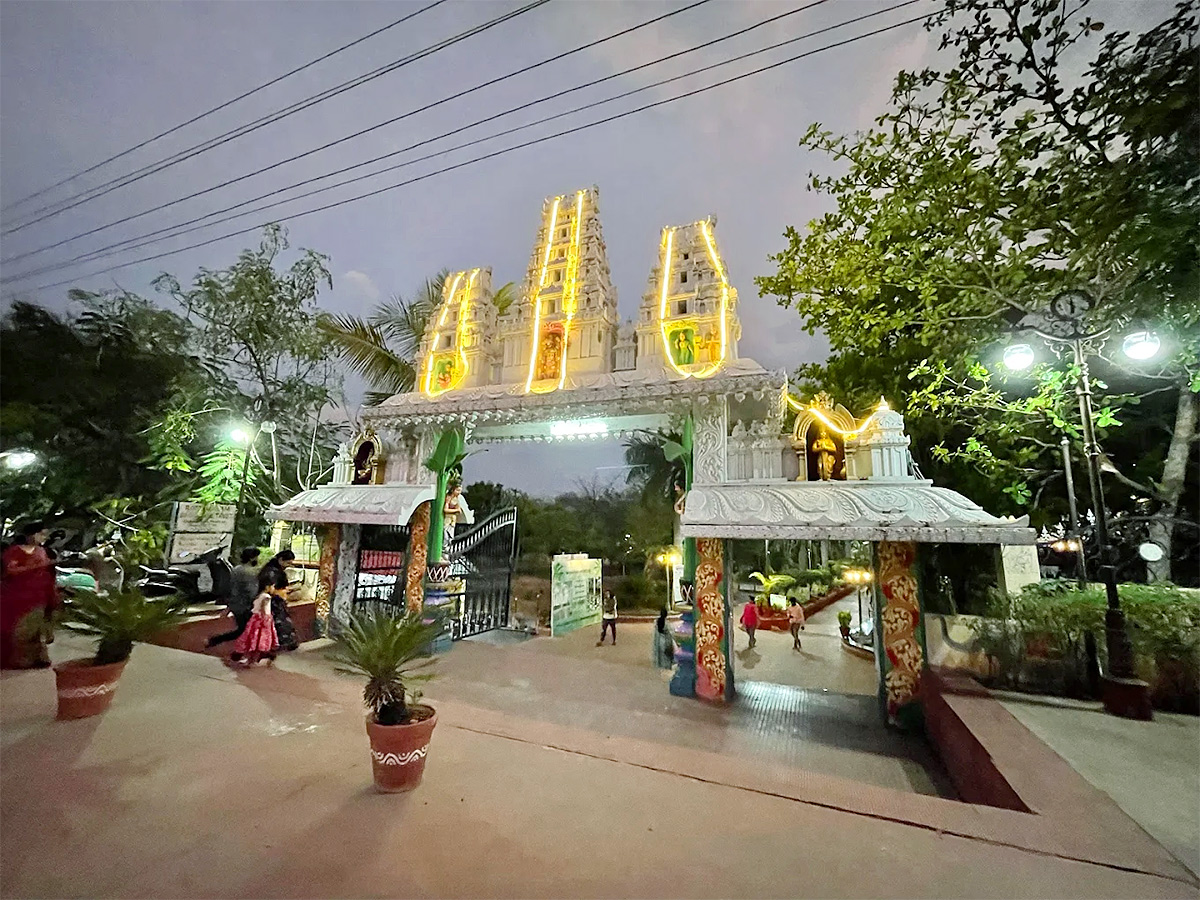 Devotional : Ratnaalayam Sri Venkateswara Swamy Temple Aliabad Telangana21