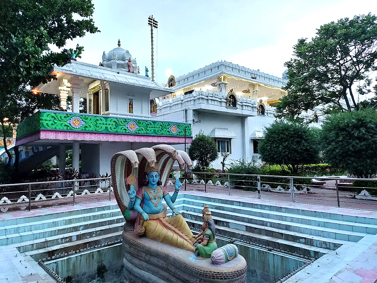 Devotional : Ratnaalayam Sri Venkateswara Swamy Temple Aliabad Telangana3