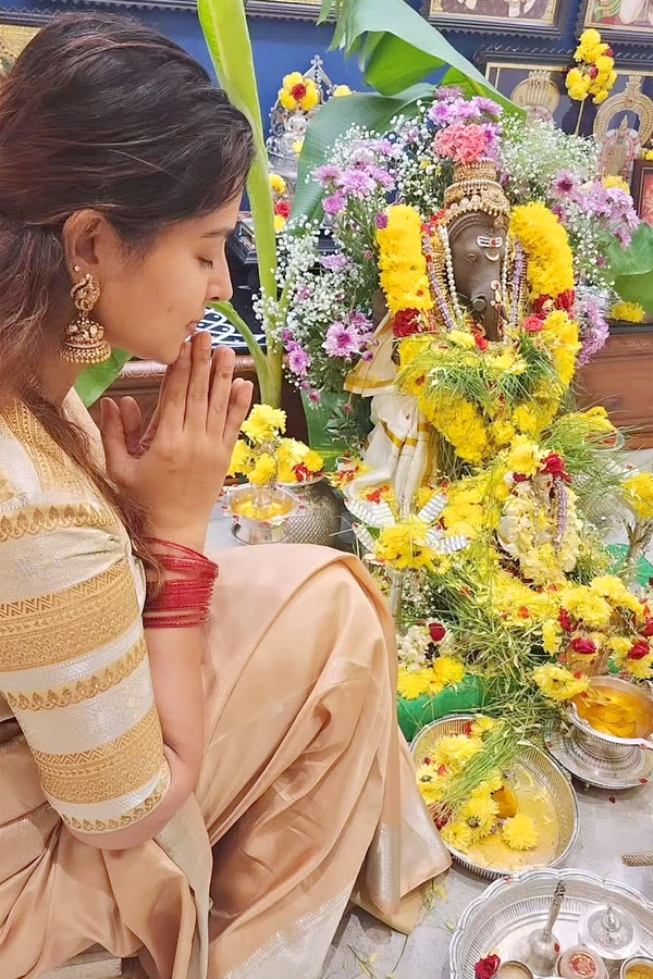 Actress Sneha with Her husband prasanna Beautiful Photos3