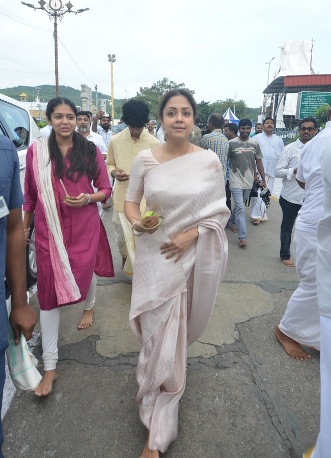 Surya family visits to Tirumala (Photos)11