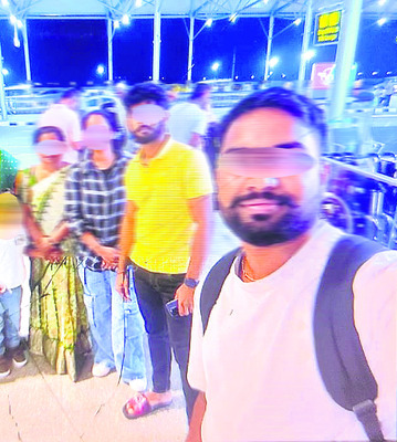 దుబాయ్ వెళ్లేందుకు మరొకరు సిద్ధం 1