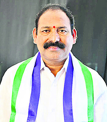 పత్రికా స్వేచ్ఛపై ఆంక్షలా..
2