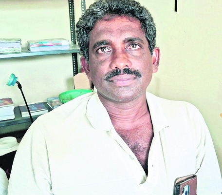 కళ్ల ముందే మార్కెట్..2