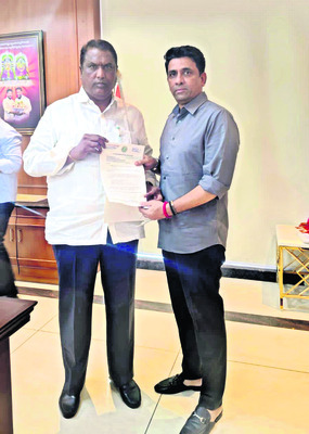 జీపీఓలు రైతులకు అందుబాటులో ఉండాలి
1