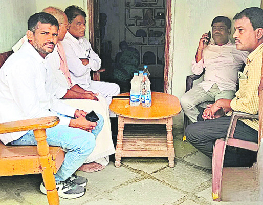 పండుగకు ఊరెళ్తున్నారా.. జర జాగ్రత్త
1