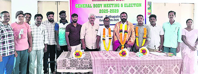 ఆదిత్యుని సన్నిధిలో హైకోర్టు జడ్జి జస్టిస్ సుబ్బారెడ్1