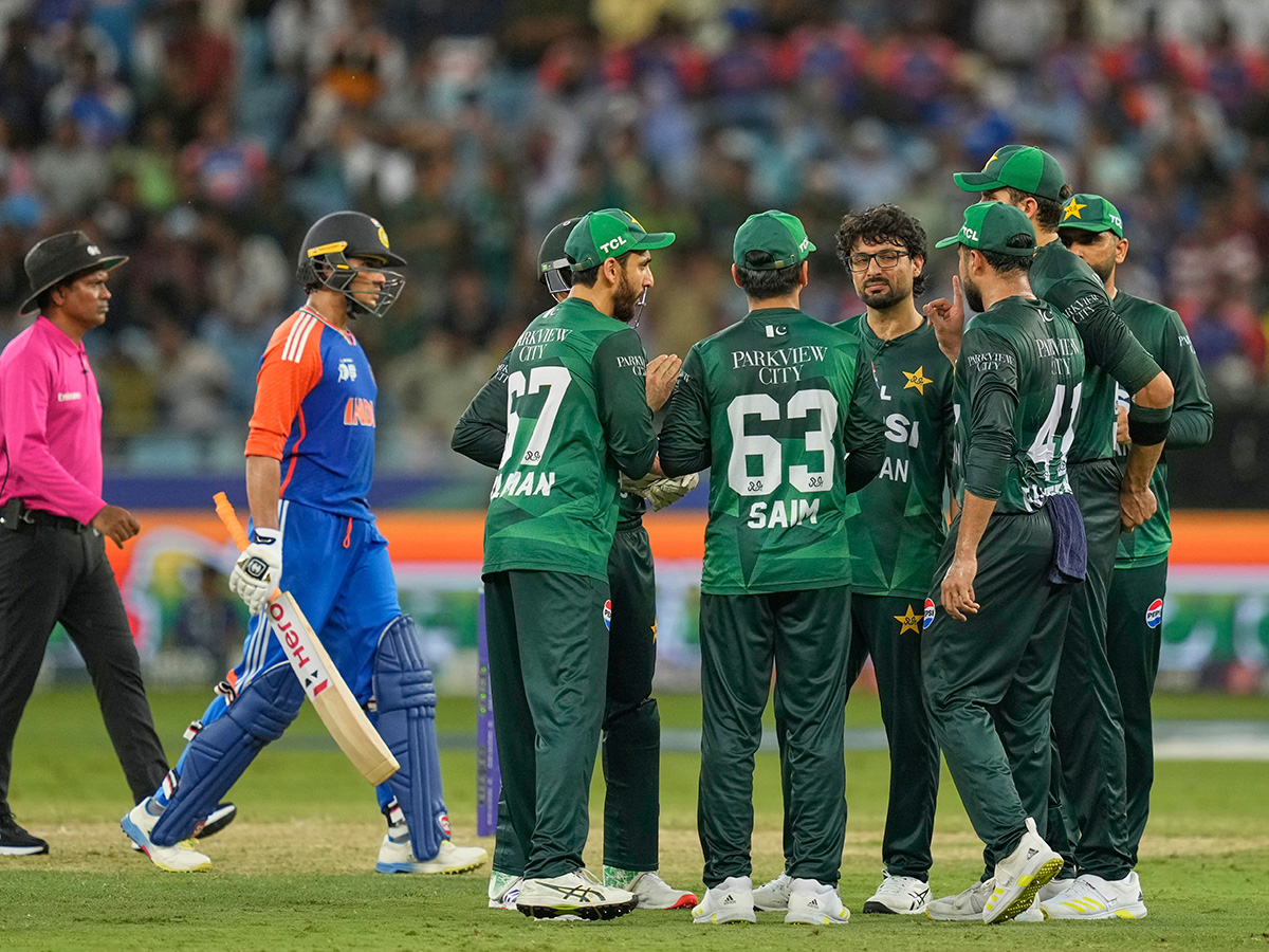 Asia Cup 2025 : India and Pakistan at Dubai International Cricket Stadium21