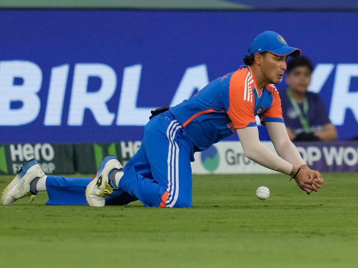 Asia Cup 2025 : India and Pakistan at Dubai International Cricket Stadium6