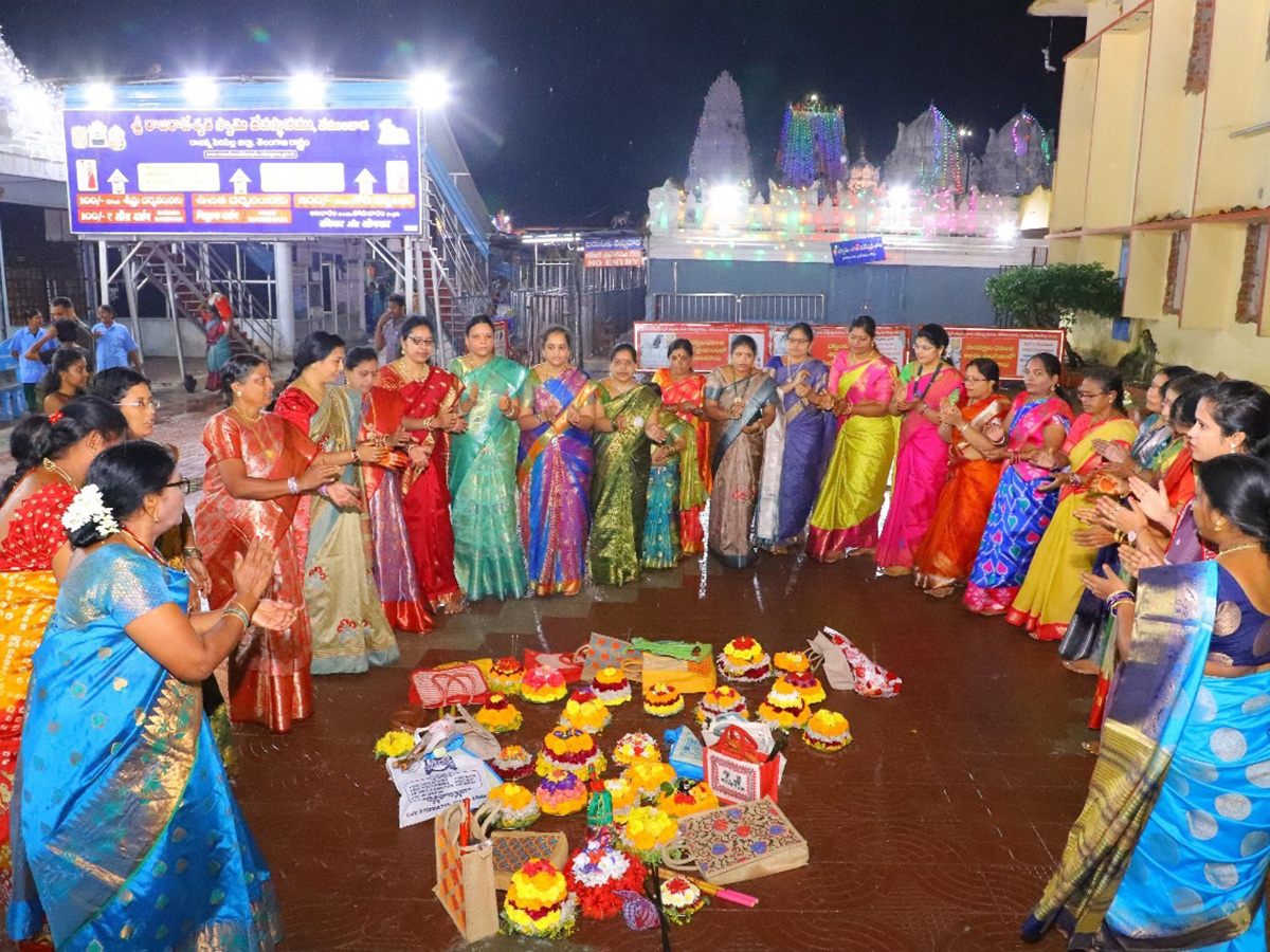 Bathukamma Celebrations 2025 In Telangana Photos5