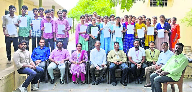 ఈ–క్రాప్ తప్పకుండా చేయించుకోండి 1