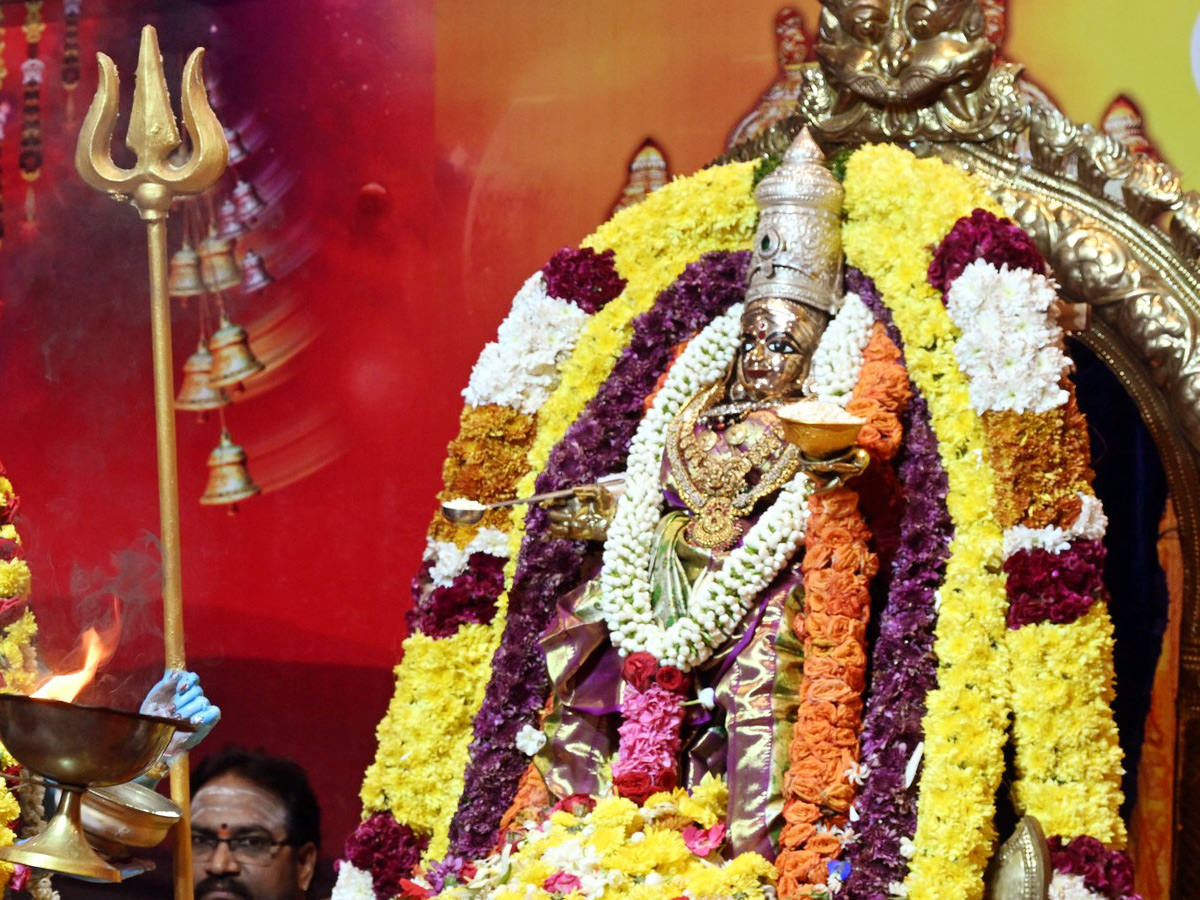 Sri Annapurna Devi Alankaram Day 3 In Vijayawada Kanaka Durga Temple Photos4