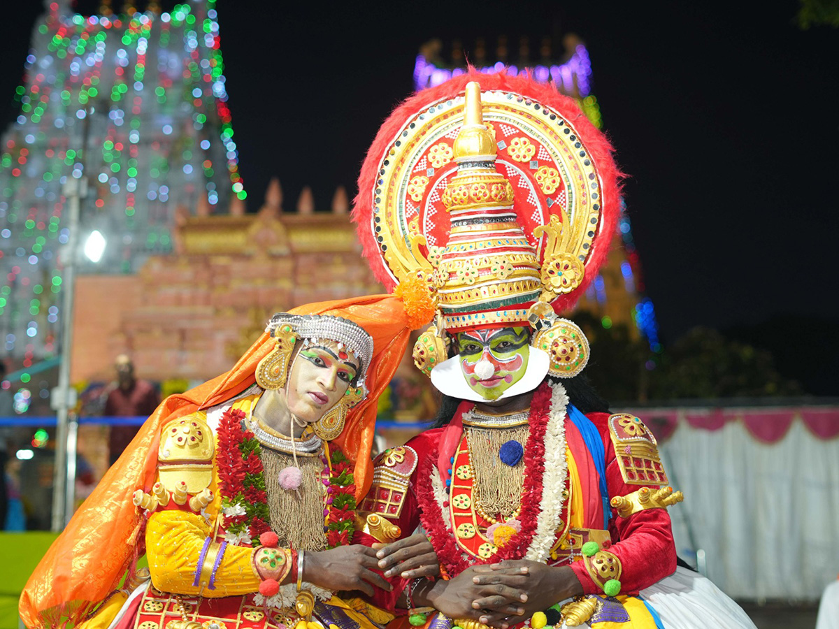 Dussehra 2025 Navaratri Utsavalu In Srisailam Photos9