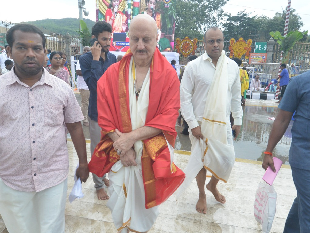 Popular Indian Actor Anupam Kher visited Tirumala Photos10