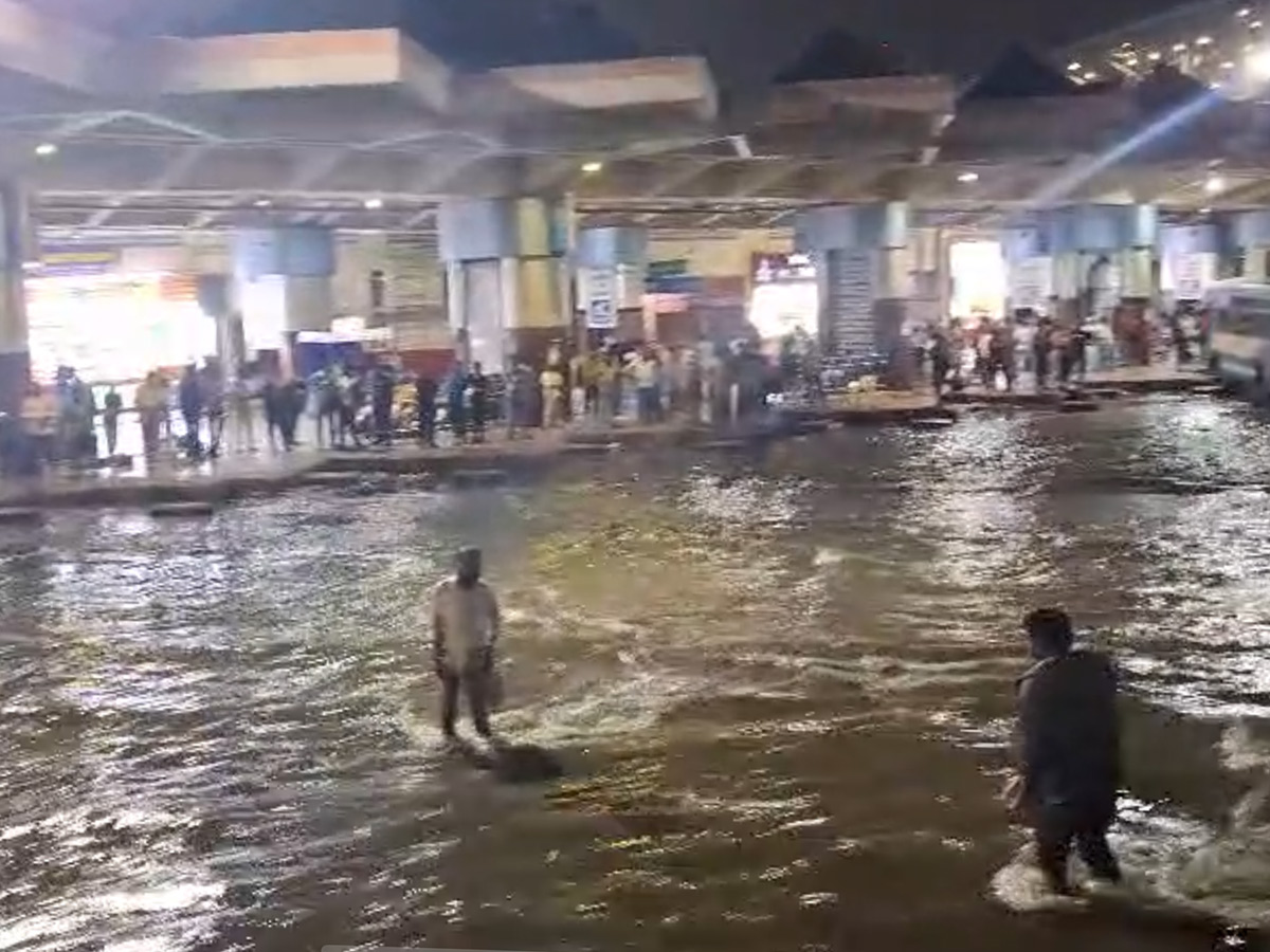 Heavy Flood Water Flows At Musi River In Hyderabad20