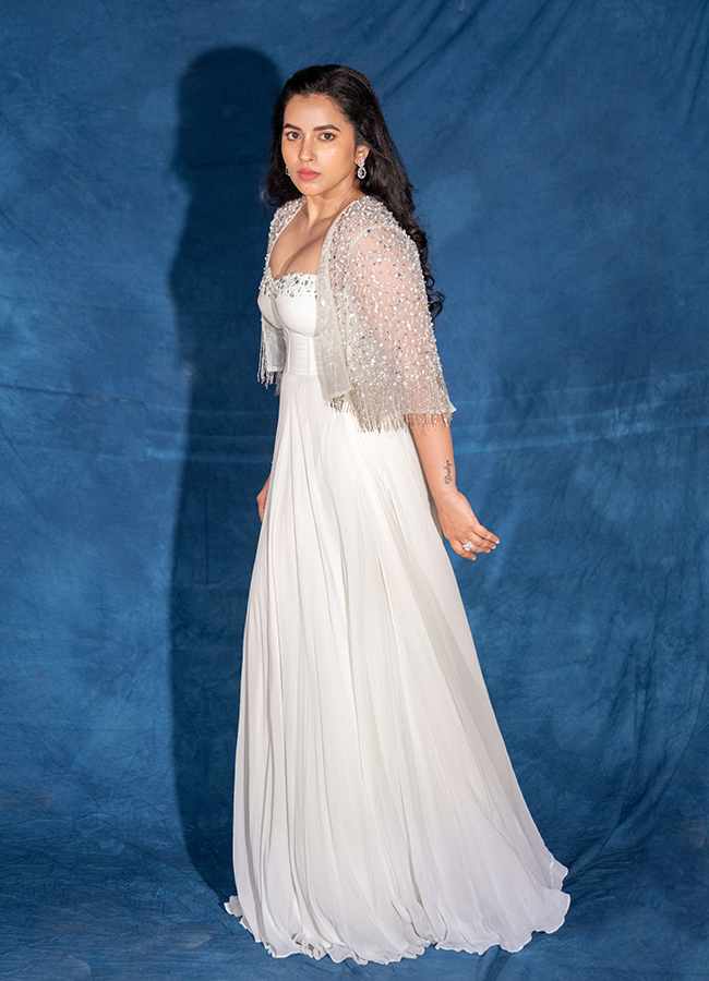 Tollywood Actress Komalee Prasad HD Latest Photos2