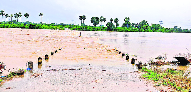 కొండా లక్ష్మణ్ బాపూజీకి ఘననివాళి
3