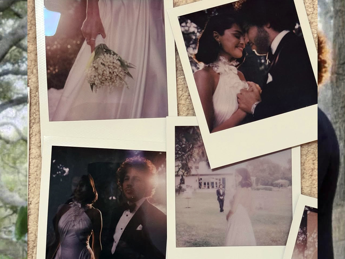 Pop singer Selena marries boyfriend (Photos)6