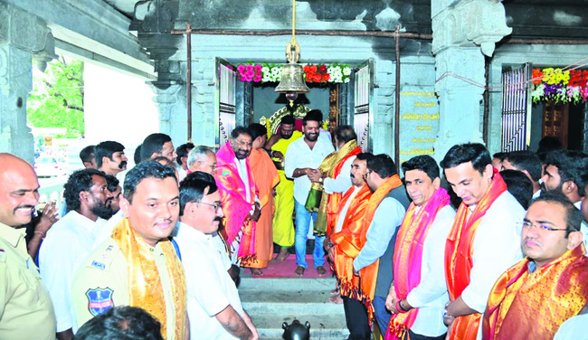 కాంగ్రెస్ బకాయి కార్డు ఉద్యమం 1