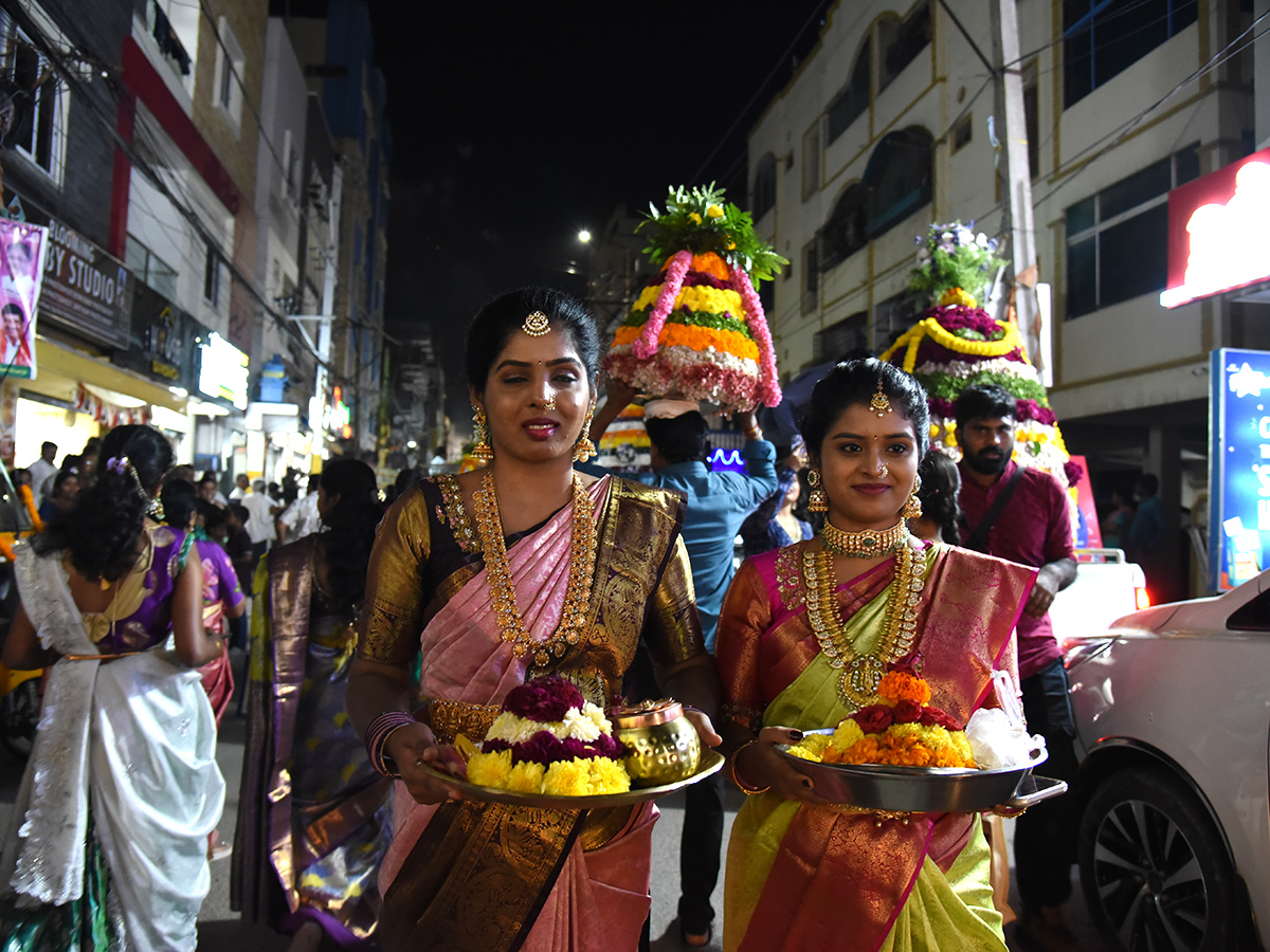 Grand Bathukamma Celebrations at Kukatpally Photos10
