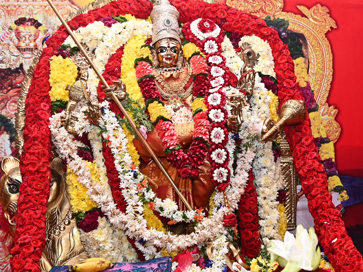 Mahishasura Mardini Alankaram Day 9 In Vijayawada Dasara Navaratri 2025 Photos4