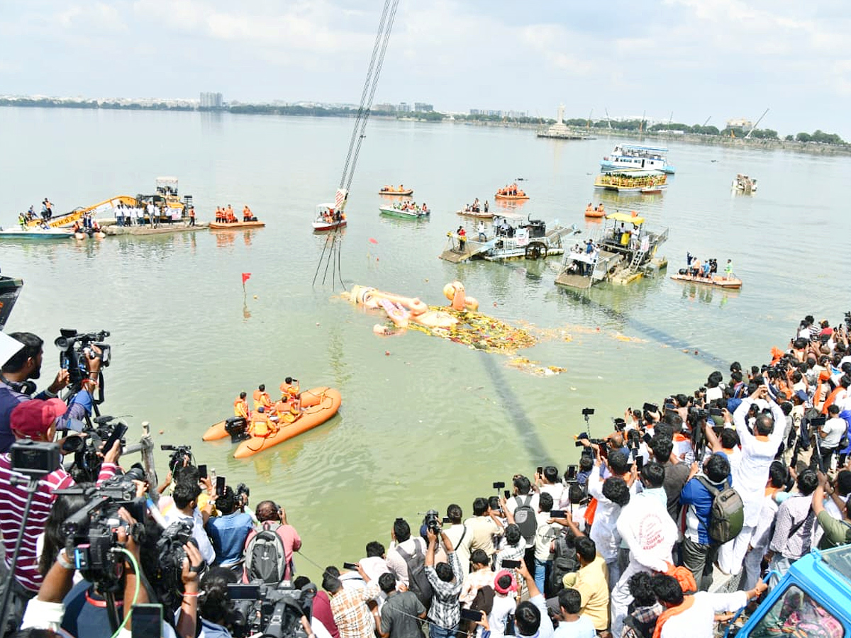 Khairatabad Ganesh Nimajjanam 2025 Photos8
