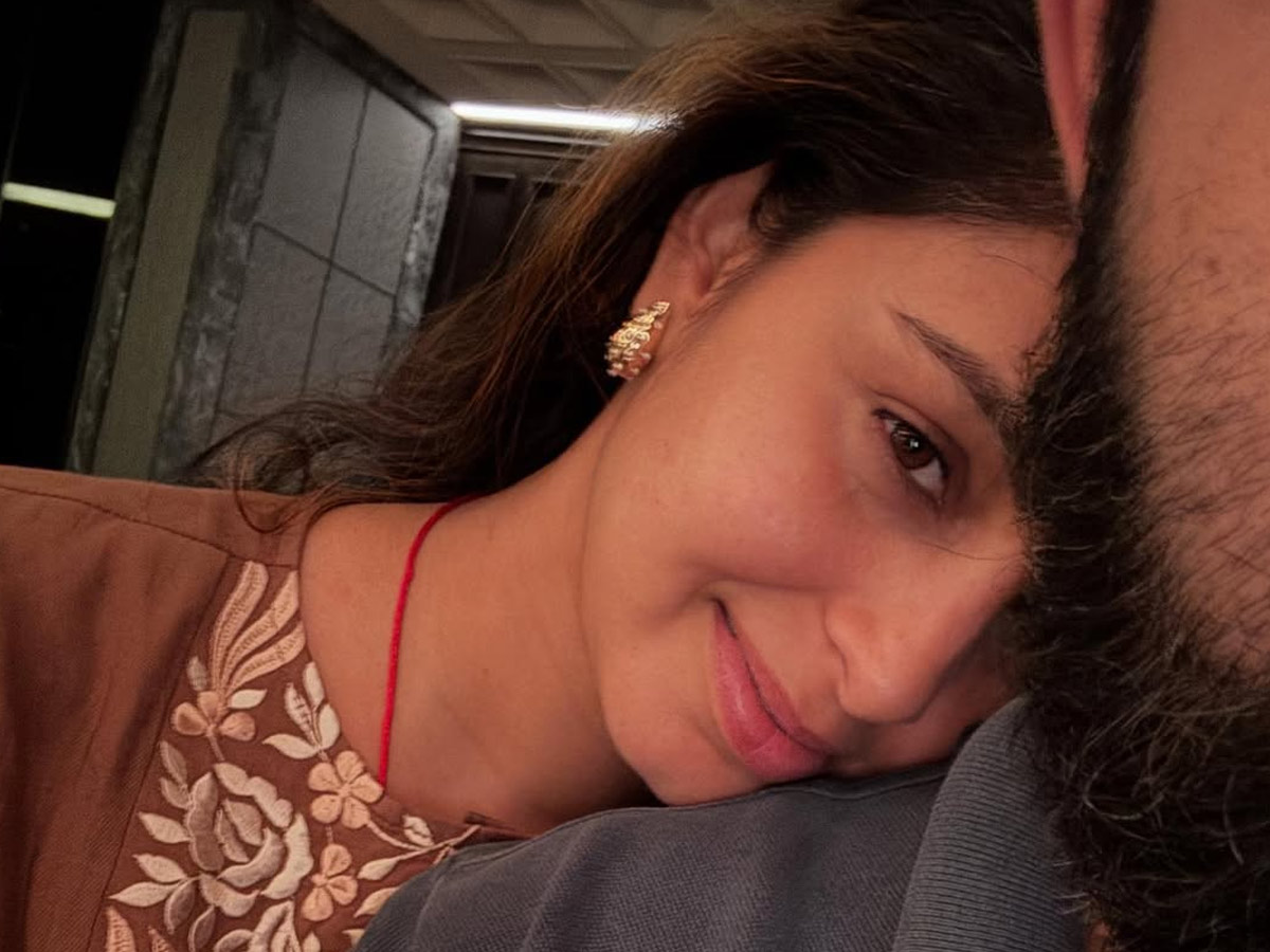 Actress Abhinaya Remembering August Moments Photos10