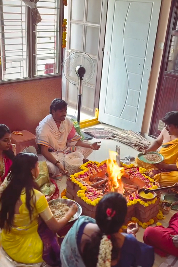 Court movie Actress Sridevi performed Ganapathi homam At Her home Photos13