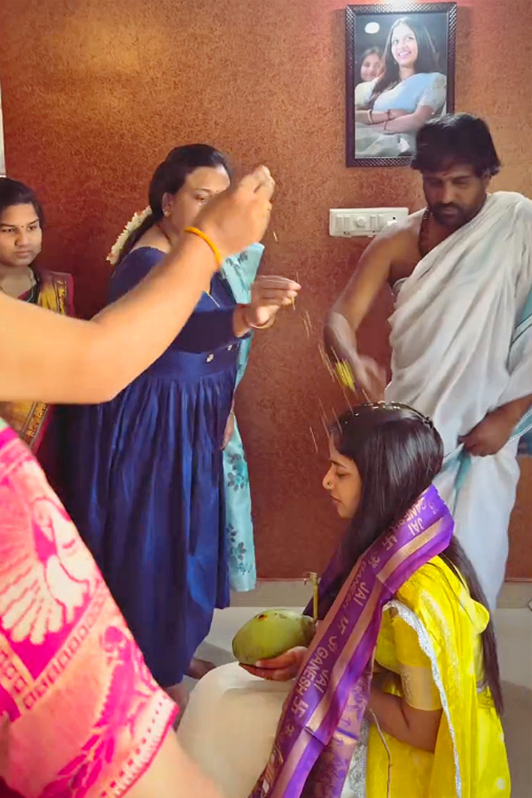 Court movie Actress Sridevi performed Ganapathi homam At Her home Photos4