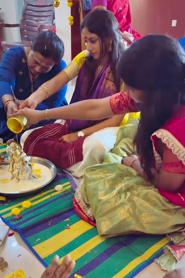 Court movie Actress Sridevi performed Ganapathi homam At Her home Photos5