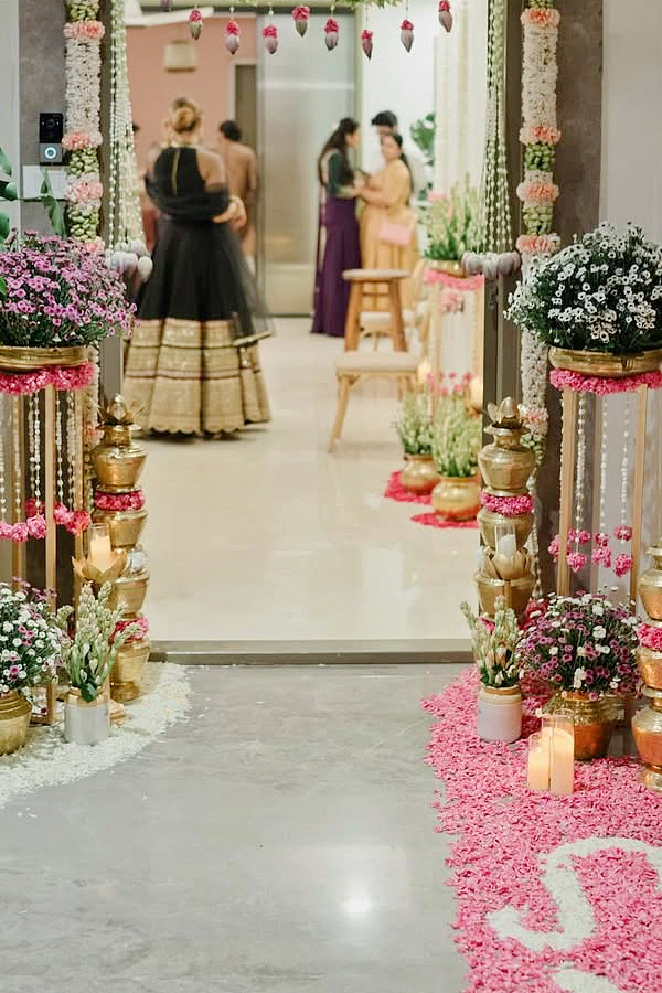 Niharika Konidela celebrates Diwali with friends Photos12