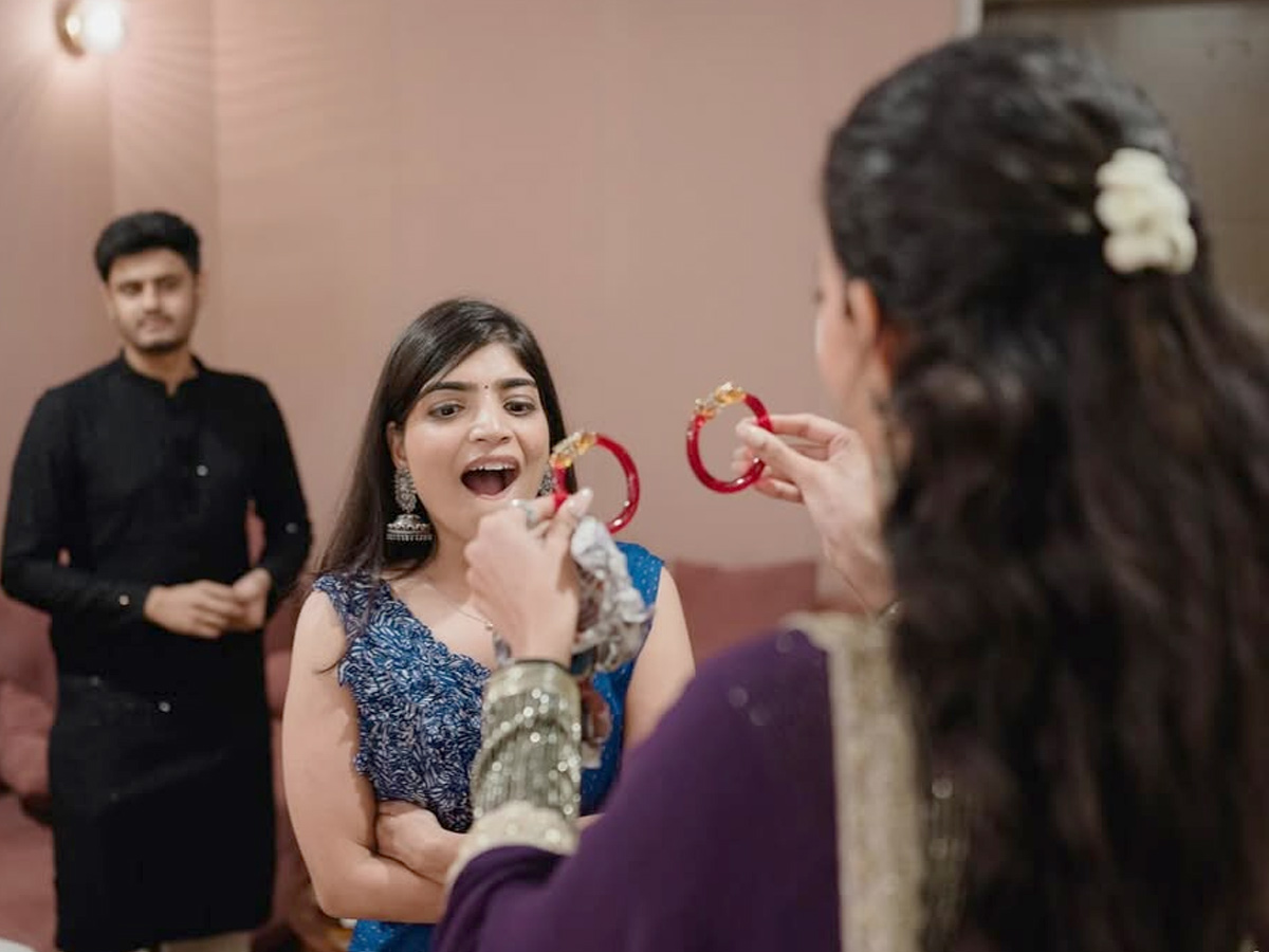 Niharika Konidela celebrates Diwali with friends Photos5