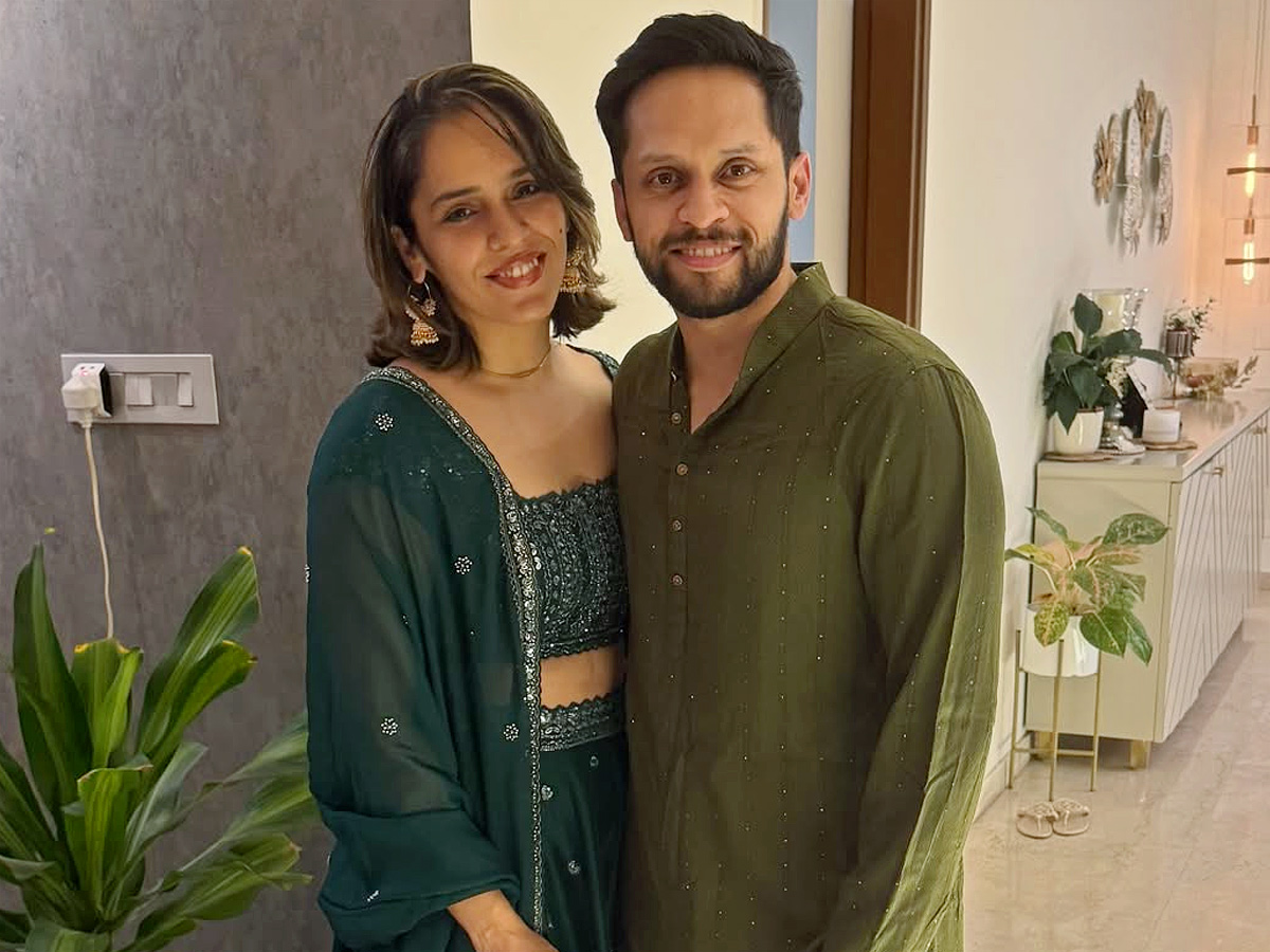 PV Sindhu And Saina Nehwal Celebrates Diwali Celebrations Photos 11