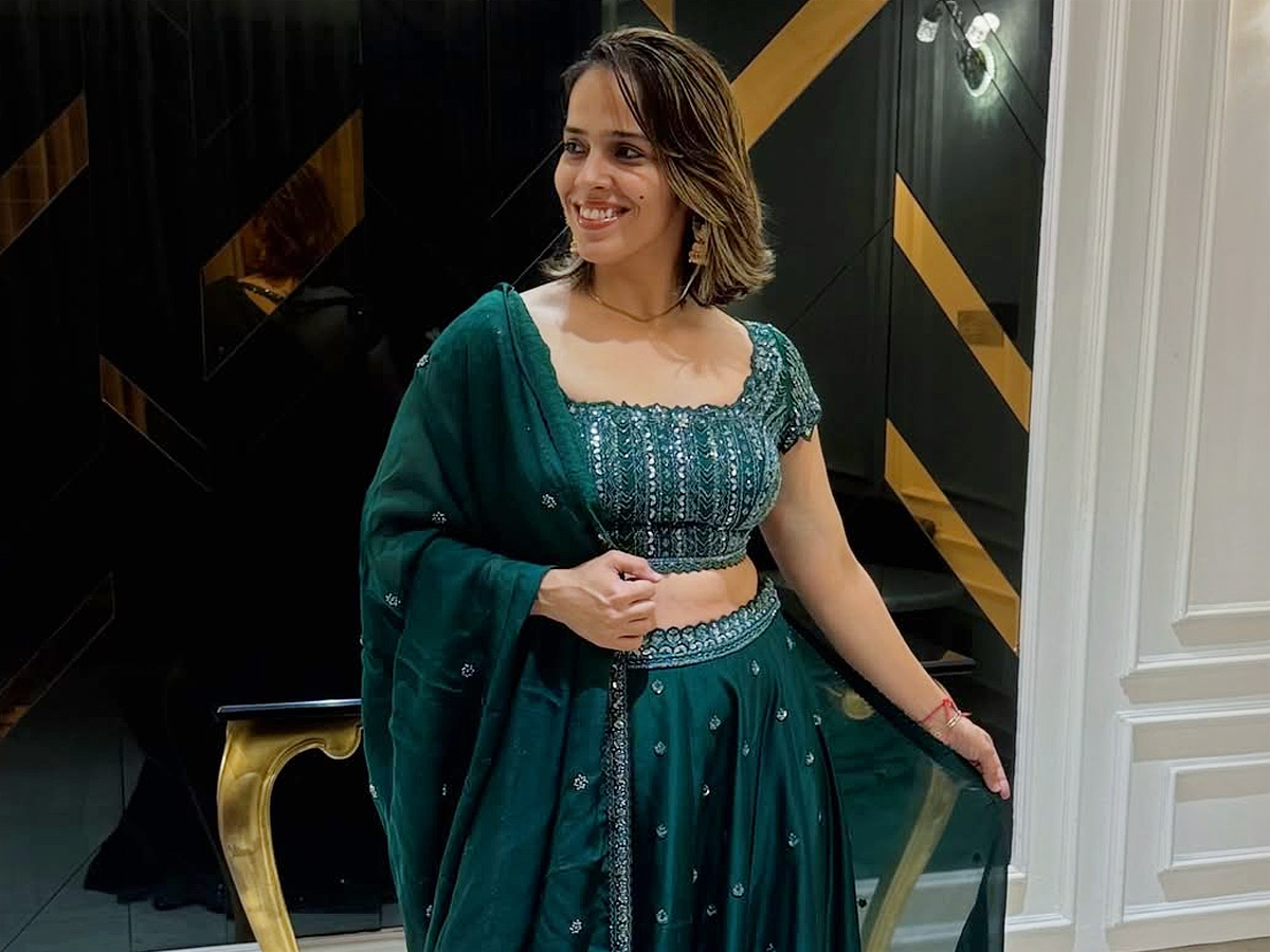 PV Sindhu And Saina Nehwal Celebrates Diwali Celebrations Photos 7