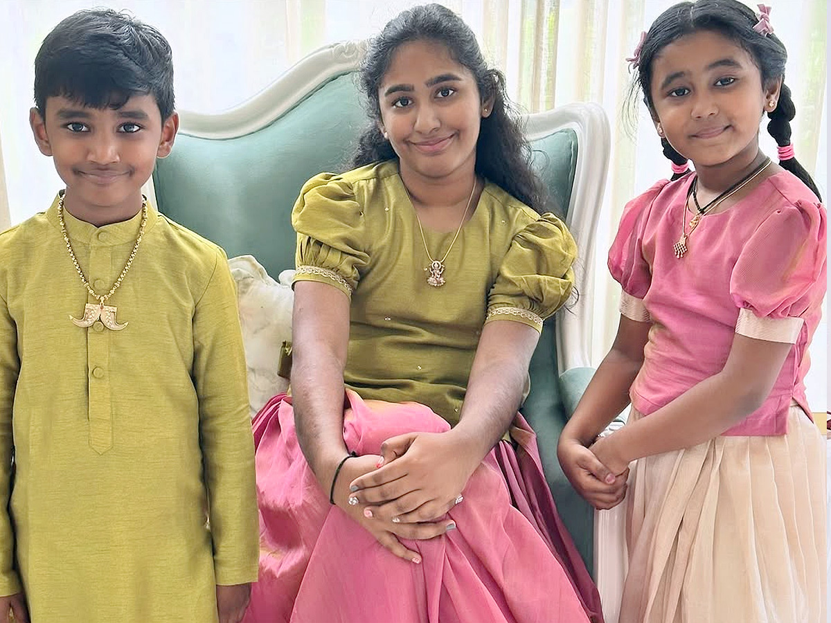 Taraka Ratna wife Alekhya celebrates Diwali with Her children PHotos4