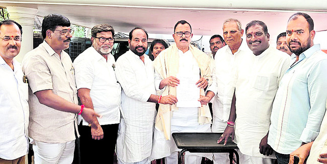 ఏదీ ఆసరా?1