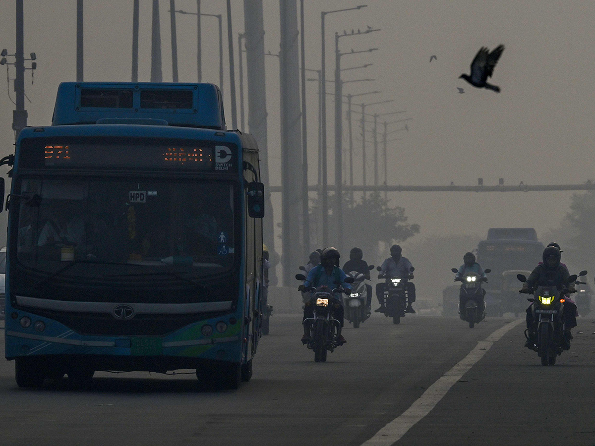 Danger Zone in New Delhi Heavy air pollution1