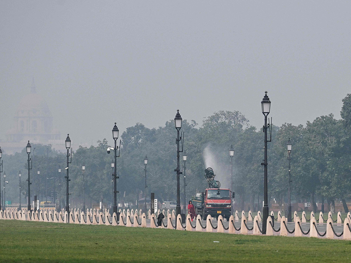Danger Zone in New Delhi Heavy air pollution2