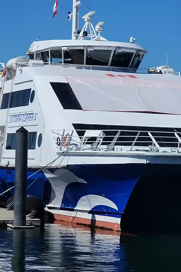 Senior Actress Bhagyashree Canada Trip Photos11