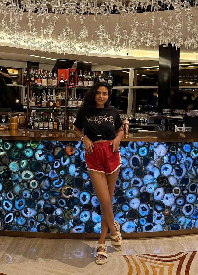 Tollywood actress Amala Paul Birthday Celebrations (Photos)16