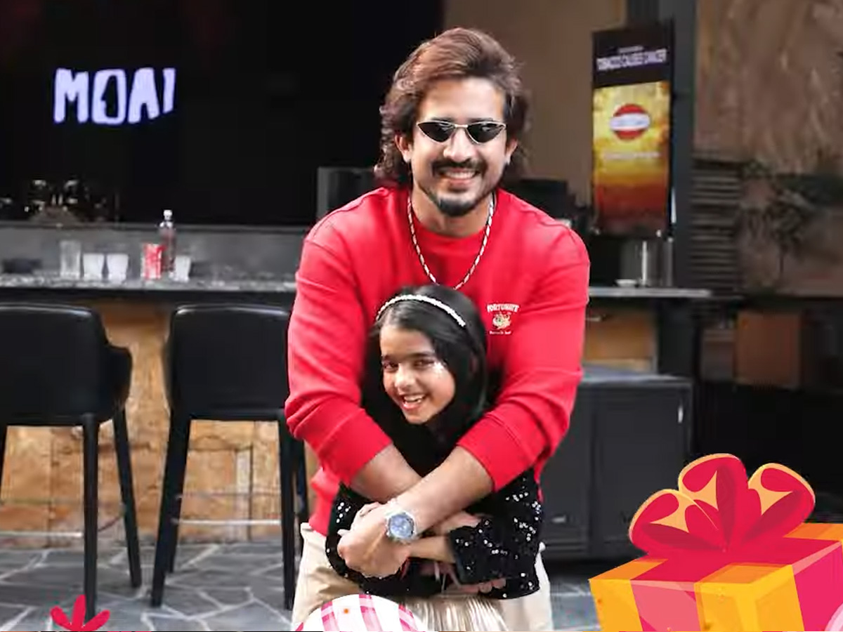 Anchor Ravi's daughter recently celebrated her tenth birthday6